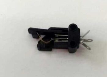 MICROSWITCH 1A 30V PALANCA PLASTICA