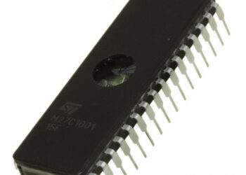 M27C1001-10F1 MEMORIA EPROM CMOS (128Kx8) 100NS 12.75Vpp