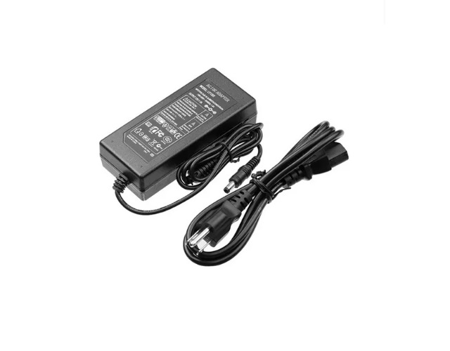 FUENTE SWITCHING 12V 5A TIPO ESCRITORIO